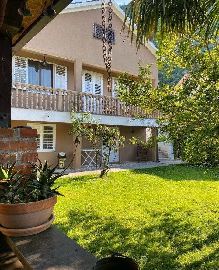 Villa Nikola Kotor Exterior photo